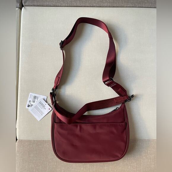 Lululemon City Essentials Small Shoulder Bag 3L - Rockwood - Picture 8 of 11